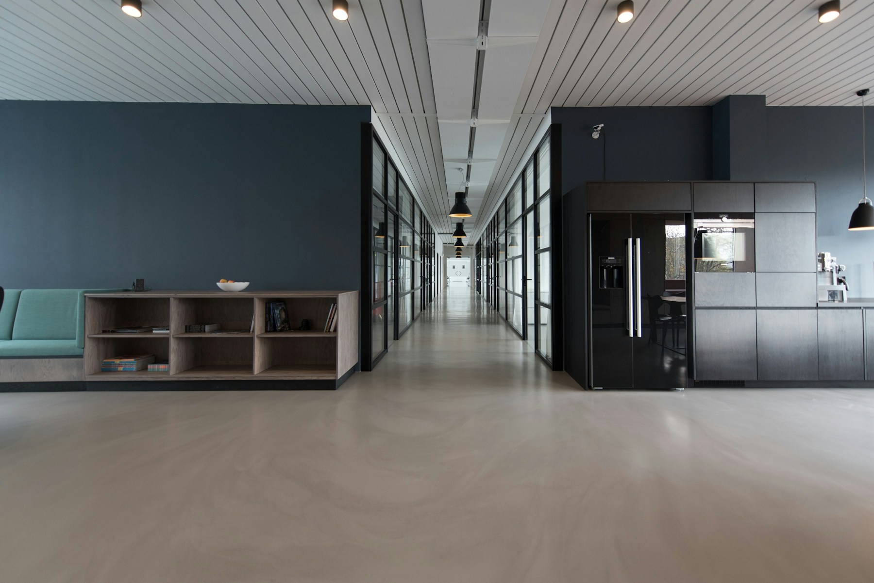 Urban Workspace — Commercial Projects by AGG Construction & Decorations